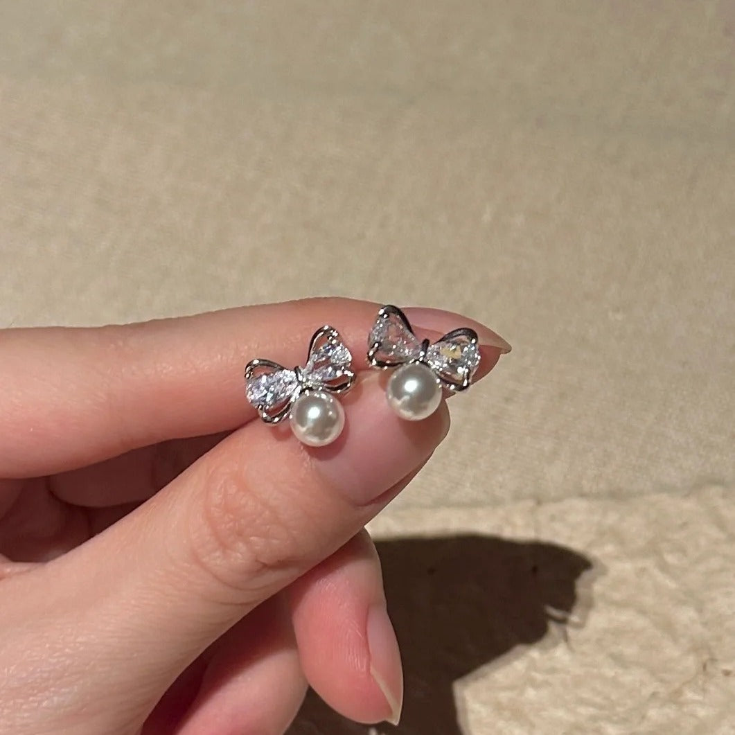 S925 Sterling Silver 2024 New Bowknot Pearl Stud Earrings for Women High-end Elegant Design Earrings