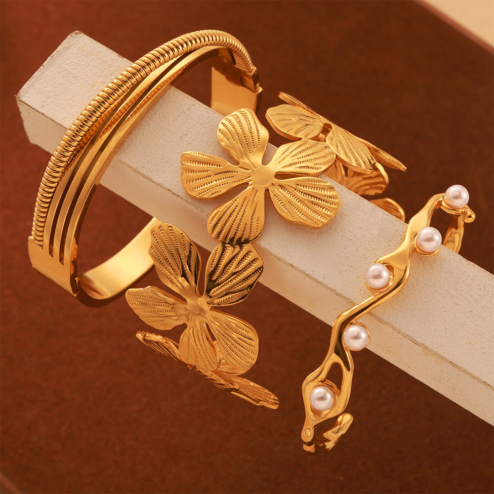 Niche Texture Design Bracelet 18K Gold Plated Light Luxury Temperament Jewelry