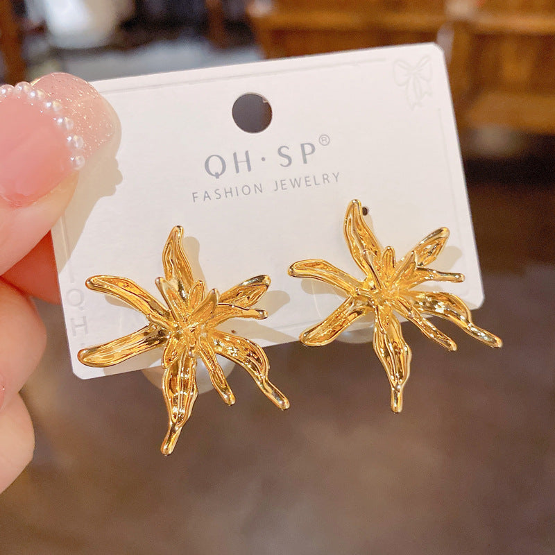 High-Grade Ear Studs Metal Flower Pearl Earrings Earrings