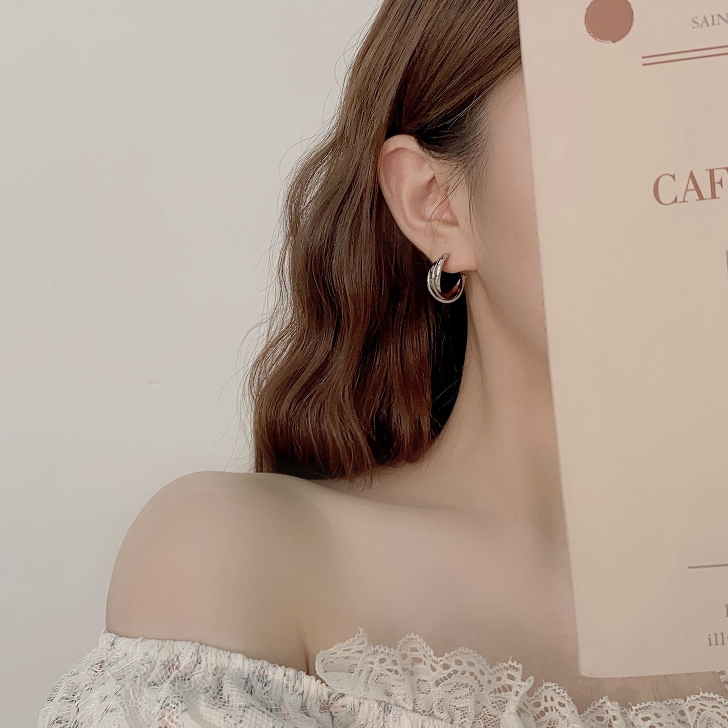 Women's Metal Twist Light Luxury Earrings