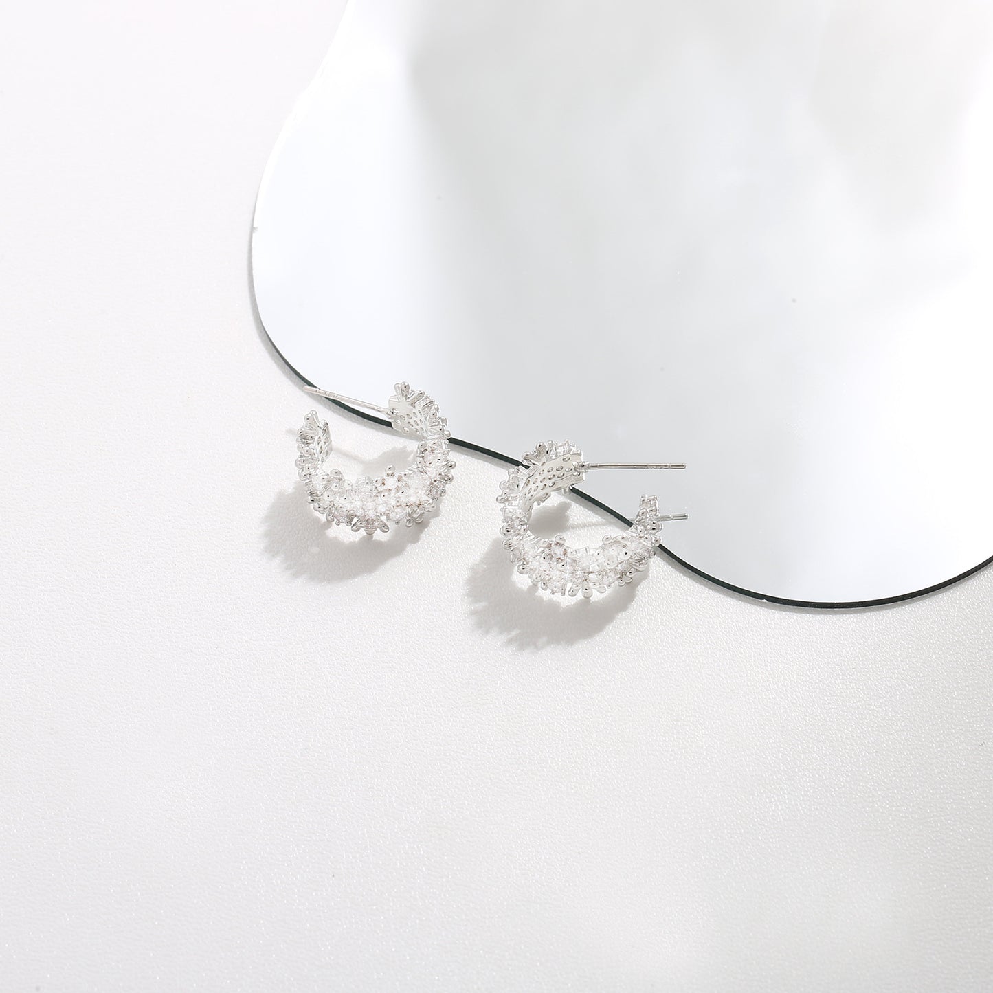 Hollow Flower Earrings Silver Needle High-grade Earrings