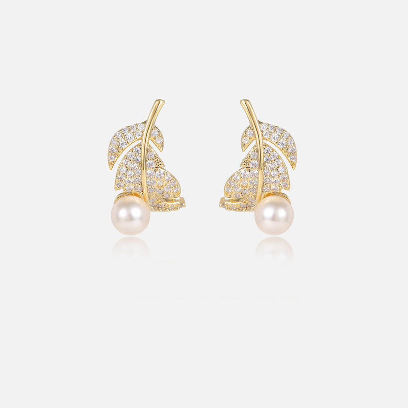 Feather Pearl Stud Earrings High-end Earrings for Women